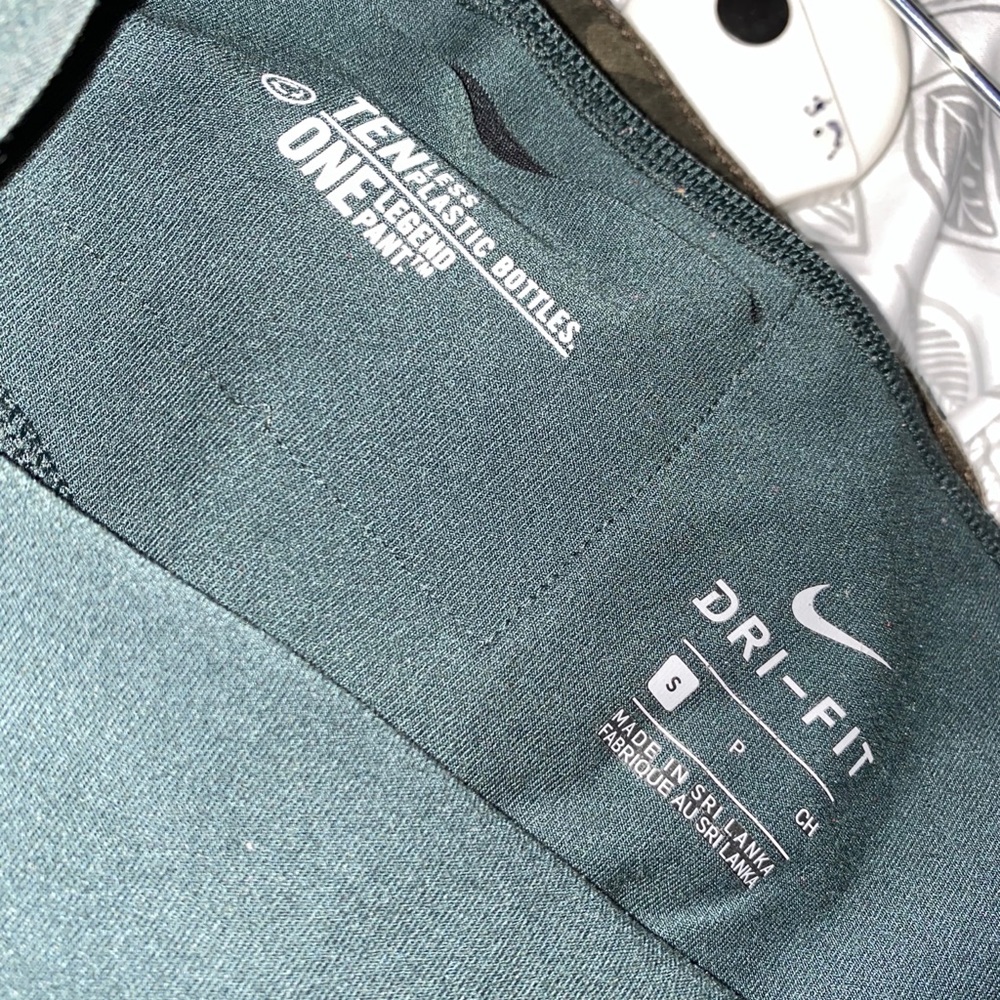 Nike leggings - Picture 3 of 3